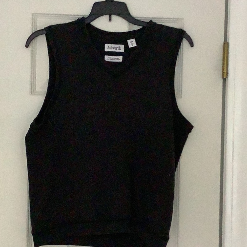 Ashworth women’s golf vest, size S